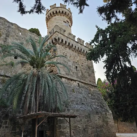 Piccolo Modern - Old Town Rhodes City