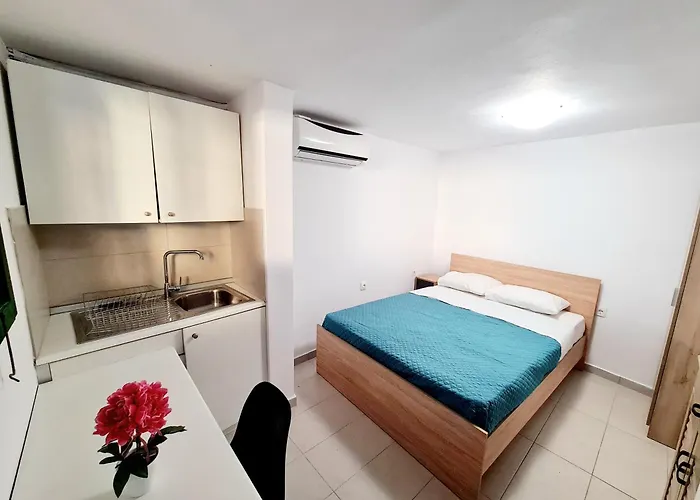 Piccolo Modern - Old Town Apartman *